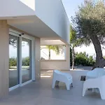 Teresa Βίλα Cefalù